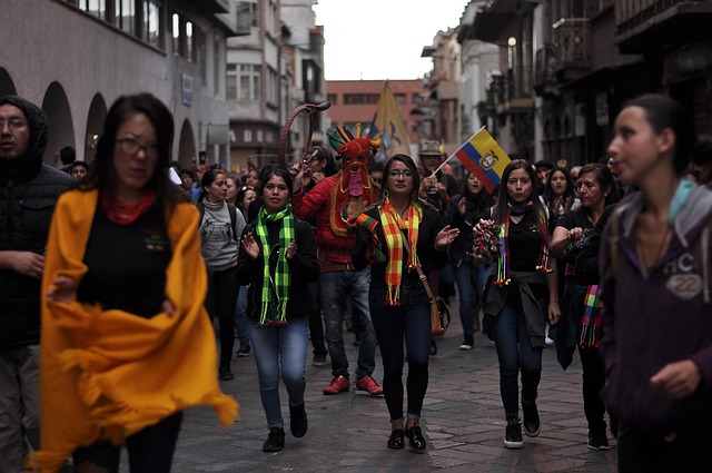 Manifestantes denuncian supuestos casos de tortura por parte de policías estatales de Jalisco ante la Fiscalía General